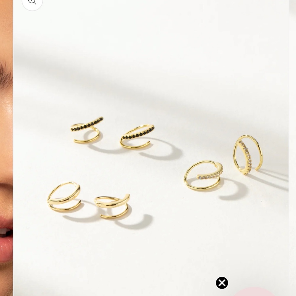 Uncommon James Gold Earrings Set